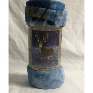 Soft throws cozy Deer wildlife natural habitat graphic brown Size 50in x 60in